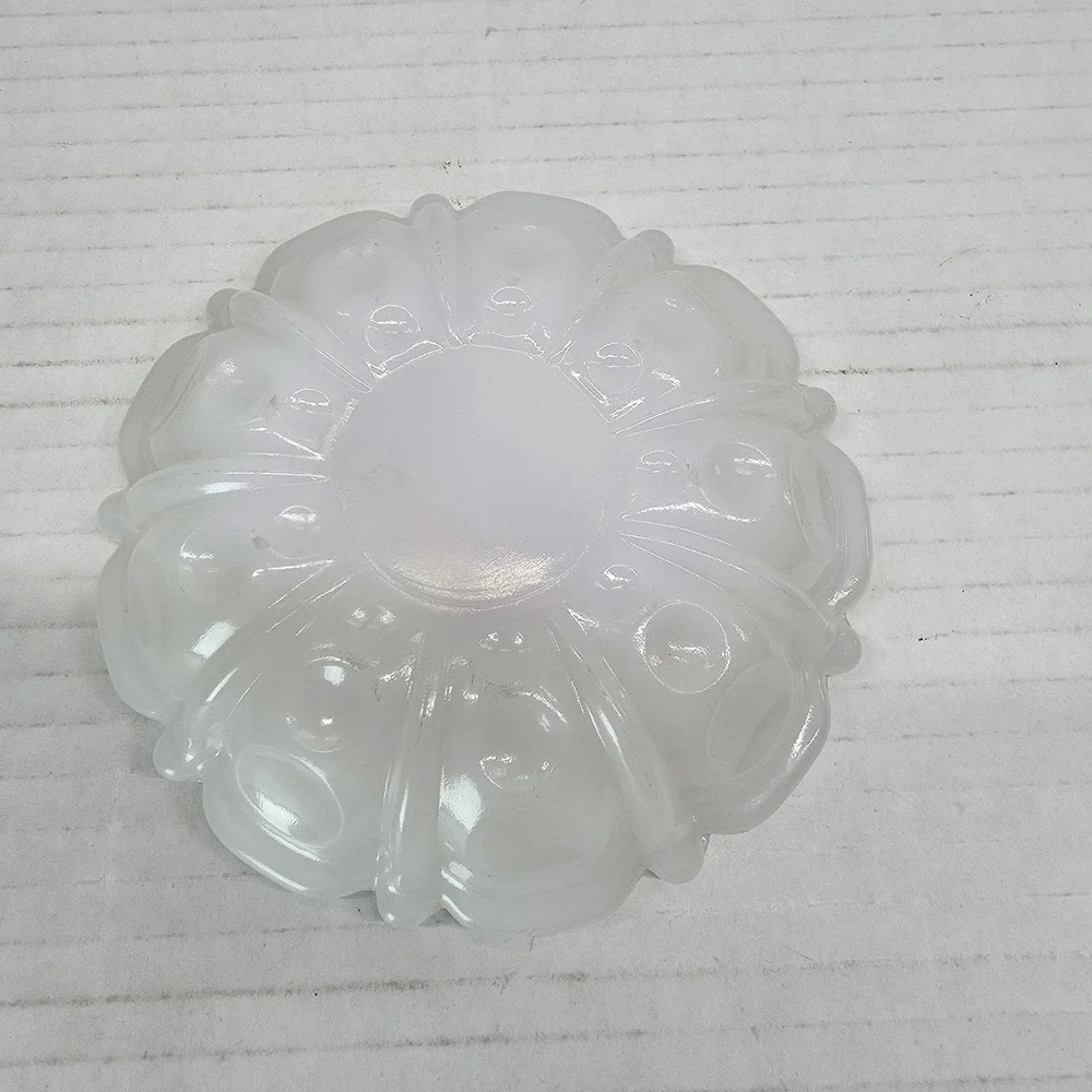 VTG St. Peters High School Milk Glass Ashtray Class of 1957 Reunion 1962 (5Year)